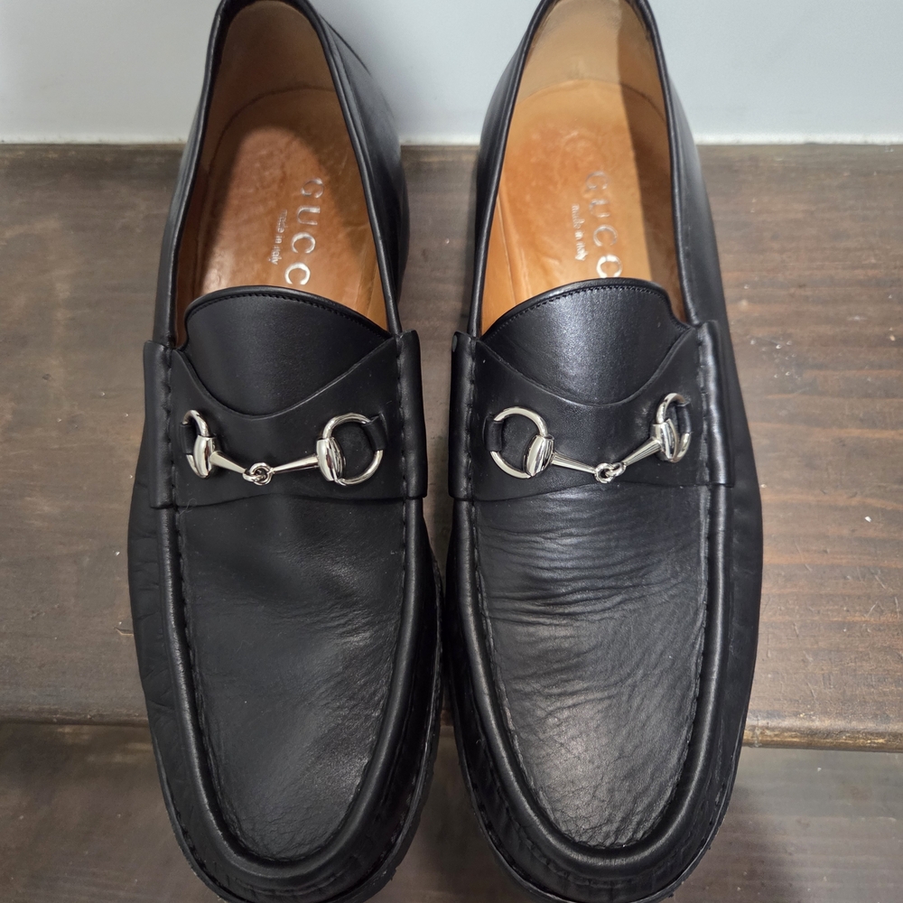 Gucci Black Leather Loafers with Silver Accent